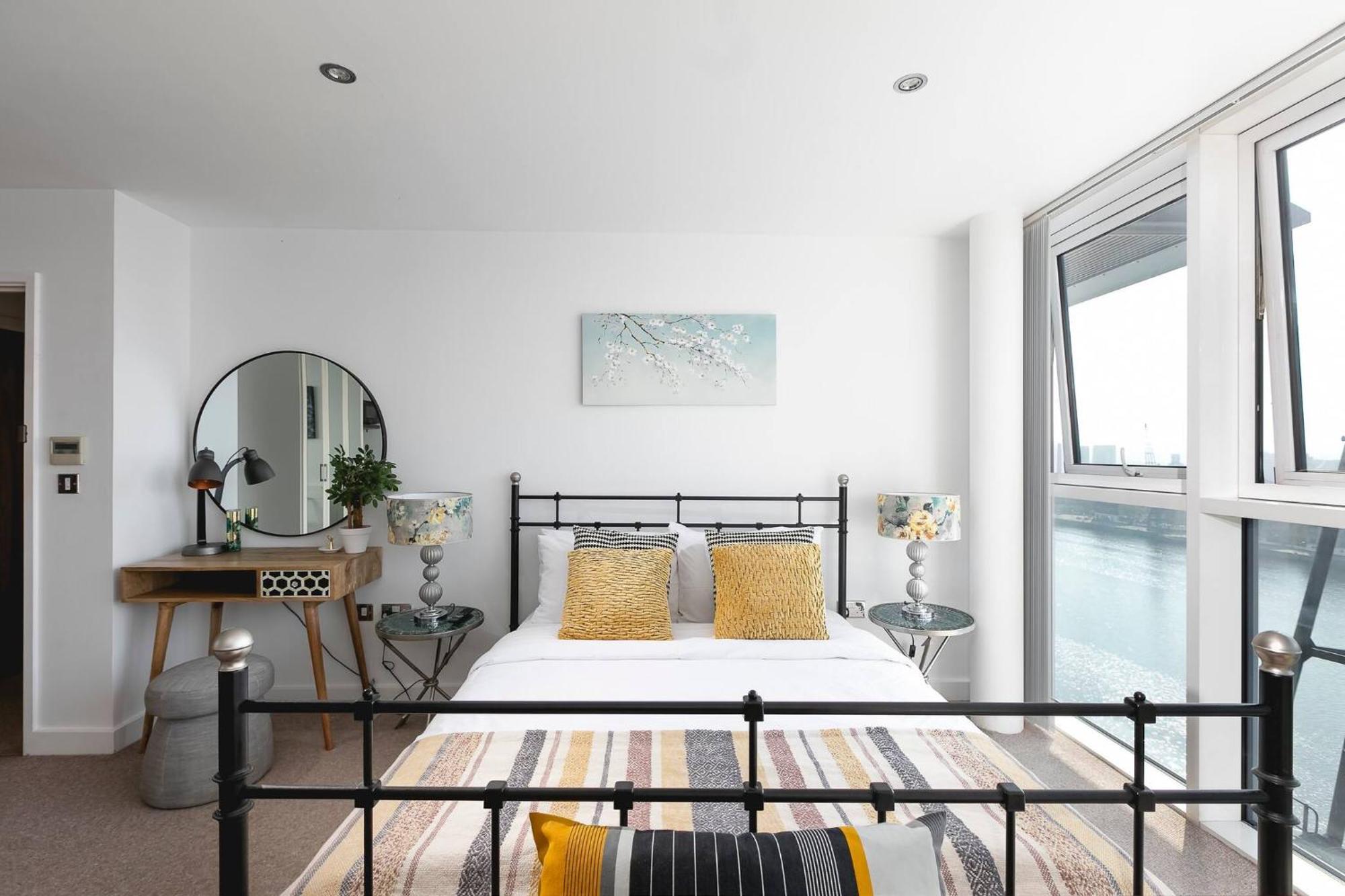 Serene Waterfront Rooms - Excel Londres Extérieur photo